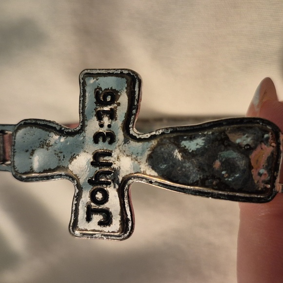 Silver‎ Cross Bracelet with John 3:16 - Picture 2 of 4